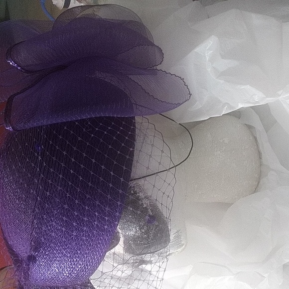 Purple straw Designer pillbox hat w widow net & satin bow $38 one size +scarf - Picture 6 of 13